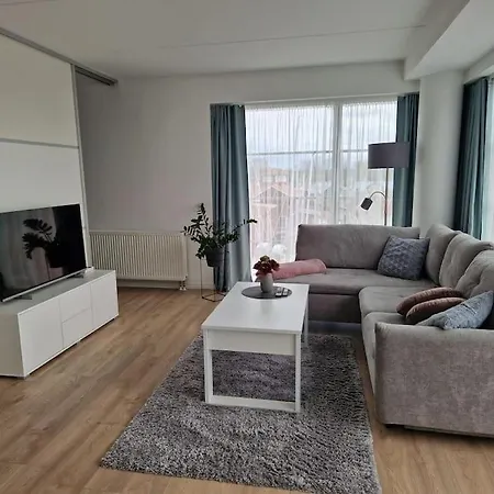 Yacht Club Summer Appartement *