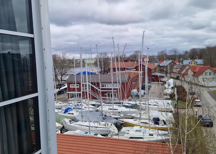 Yacht Club Summer Appartement